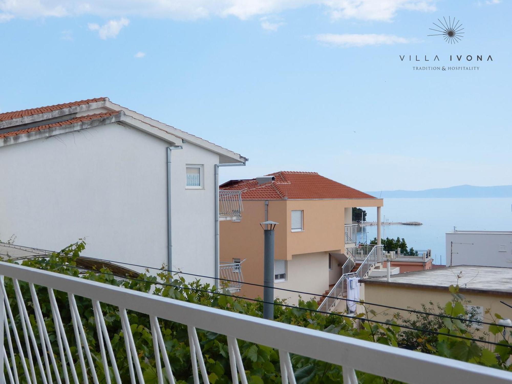 Bed And Breakfast Ivona Baška Voda Habitación foto